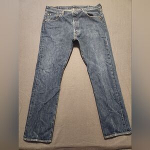 Levis 501s Size 38x32 Blue